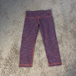 Lululemon Size 6 Multicolor Cropped Leggings